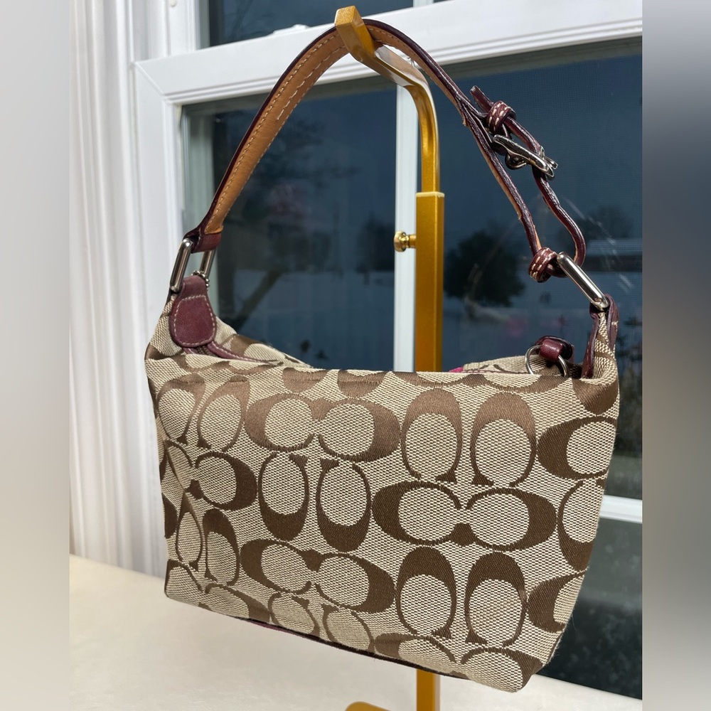Coach Vintage Mini Hobo Bag in Signature Jacquard Canvas & Pink and Berry Suede - Picture 11 of 17